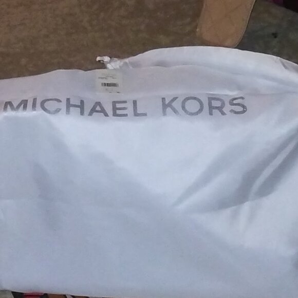 Michael Kors Sinclair Logo Large Tote - Picture 4 of 4